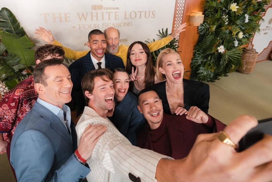 Elenco de The White Lotus. Foto Instagram @thewhitelotus