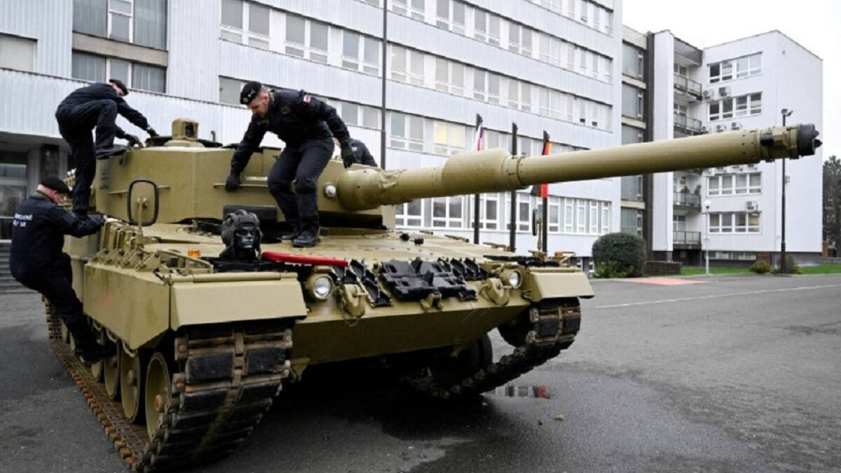 Tanque blindado para Ucrania. Foto: Reuters.