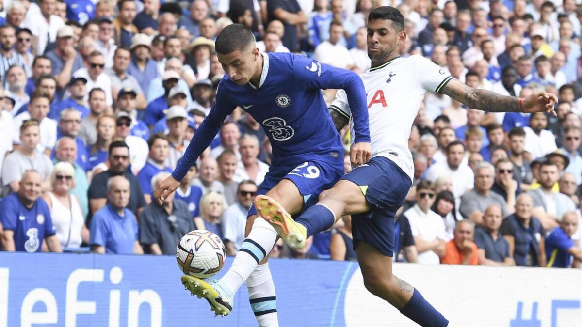 Cristian Romero en el Tottenham. Foto: EFE.