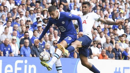 Cristian Romero en el Tottenham. Foto: EFE.