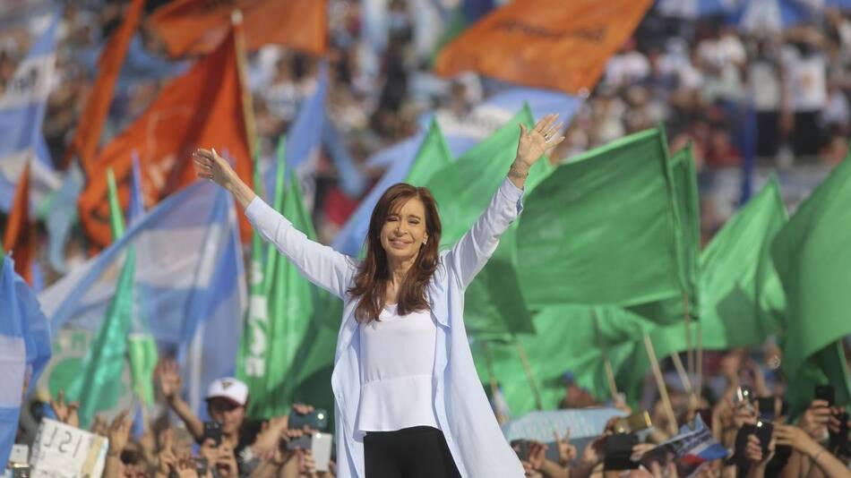 Cristina Kirchner en Avellaneda cierre de campaña -NA-