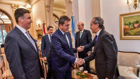 Encuentro de Sergio Massa con los embajadores de la Liga Árabe. Foto: Prensa.