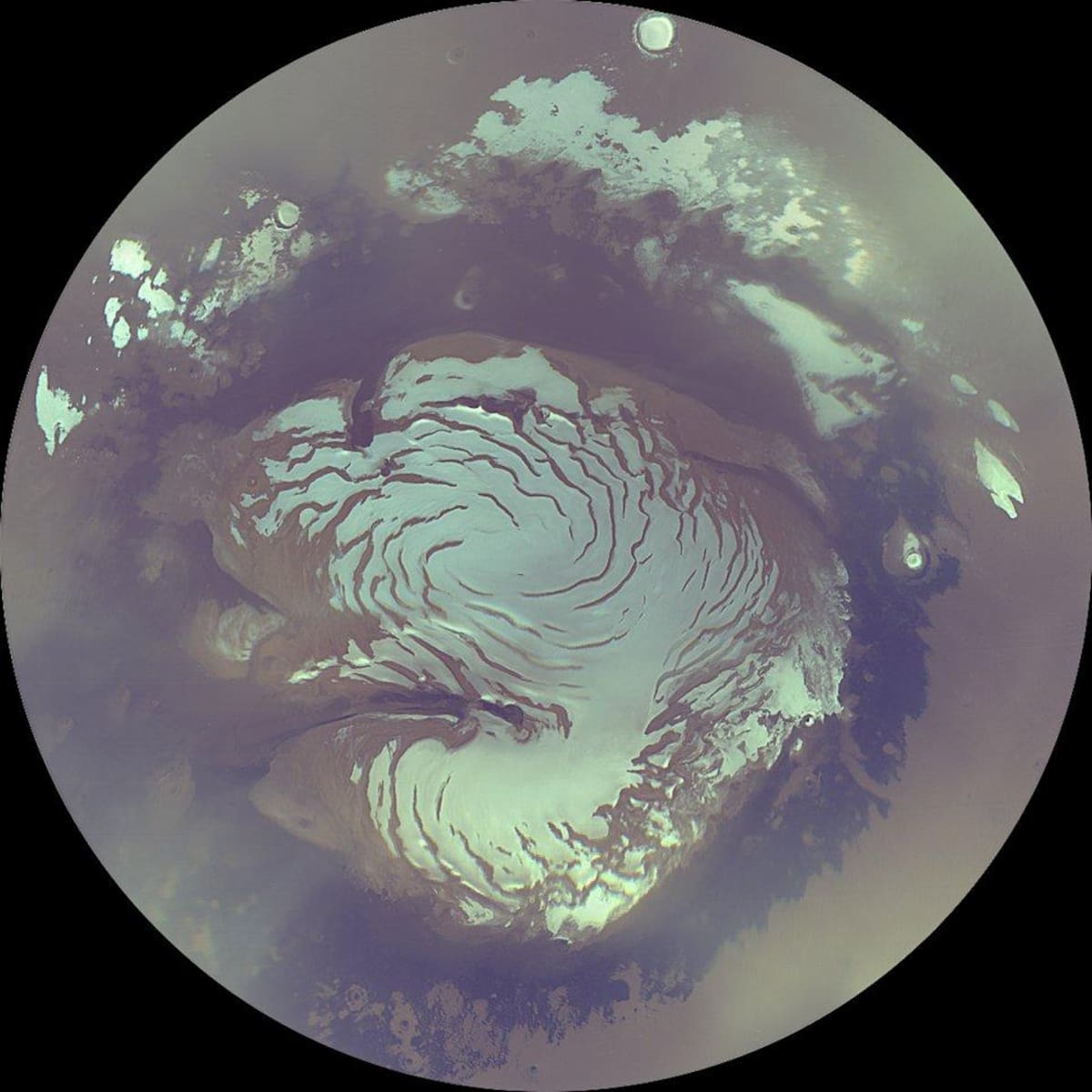 El hielo del polo norte de Marte tenía un misterio: un nuevo estudio cambió las estimaciones sobre su composición.