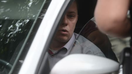 Un conductor de un auto diplomático se negó a hacer el control de alcoholemia en CABA. Foto: X / @enlamiraradio.