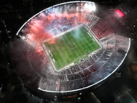 El espectacular recibimiento que tuvo River Plate en el Monumental. Foto: Twitter @RiverPlate.