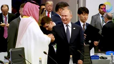 Vladimir Putin y Mohammed bin Salman - Cumbre G20 (Reuters)