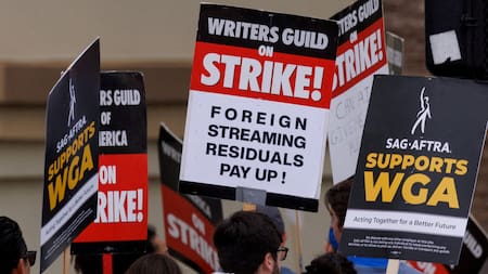 El sindicato de actores se une a la huelga de guionistas. Foto: Reuters