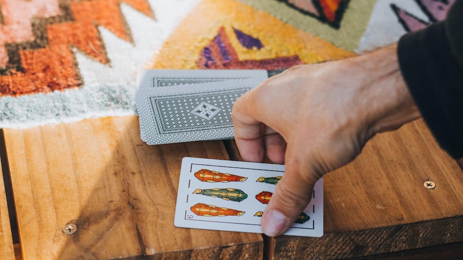 Juego de cartas. Foto: Pexels.