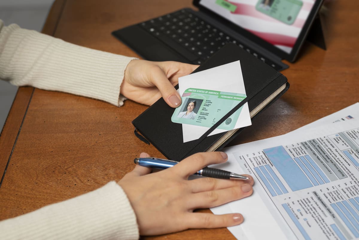 La green card de Estados Unidos. Foto: Freepik.