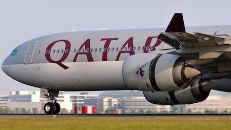 Qatar Airways suspendería su ruta a Buenos Aires y es otra aerolínea internacional que abandonaría Argentina