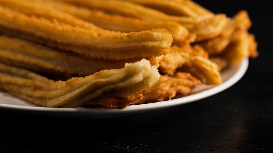 Paso a paso para hacer churros saludables.