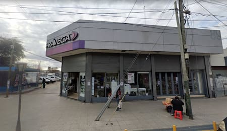 Frávega de Temperley.