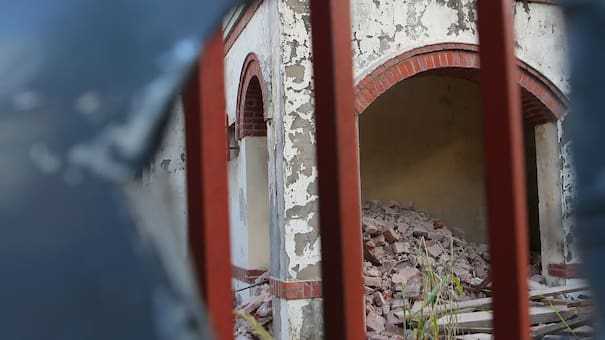 Golpe a la historia porteña: el último chalet original de Parque Chas está a punto de ser demolido