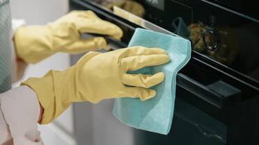 Esta es la razón por la cual deberías dejar la puerta abierta del horno después de cocinar