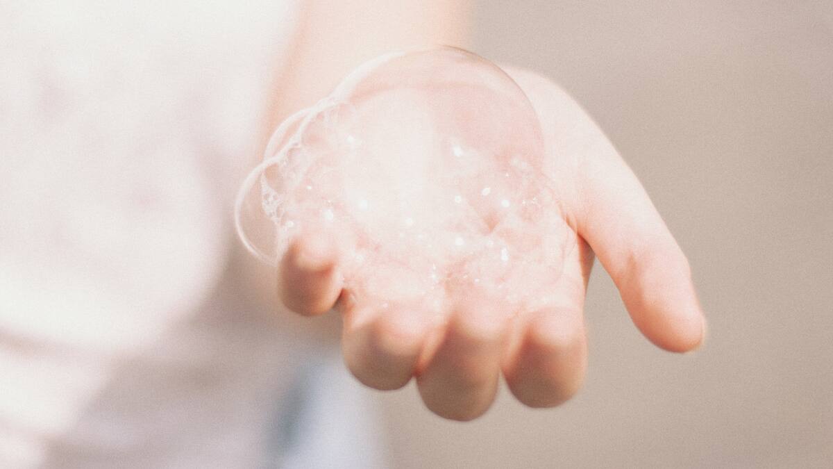 ANMAT prohibió un jabón para lavar la ropa. Foto: Unsplash