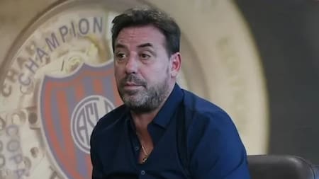 El presidente de San Lorenzo apuntó contra Marcelo Moretti y habló sobre los rumores del mercado de pases