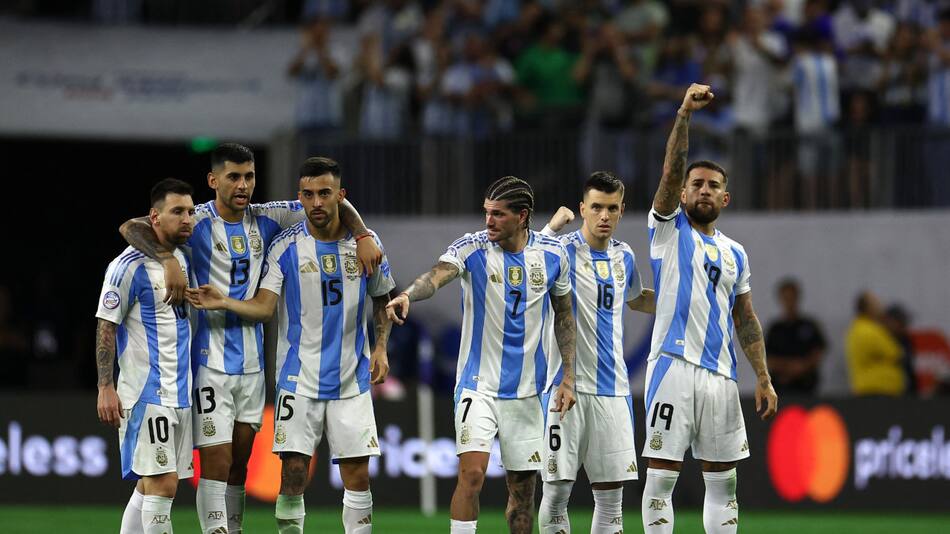 La Selección Argentina derrotó a Ecuador por penales. Foto: Reuters.