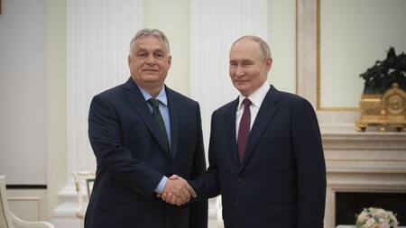 Vladimir Putin y Viktor Orbán. Foto: EFE.