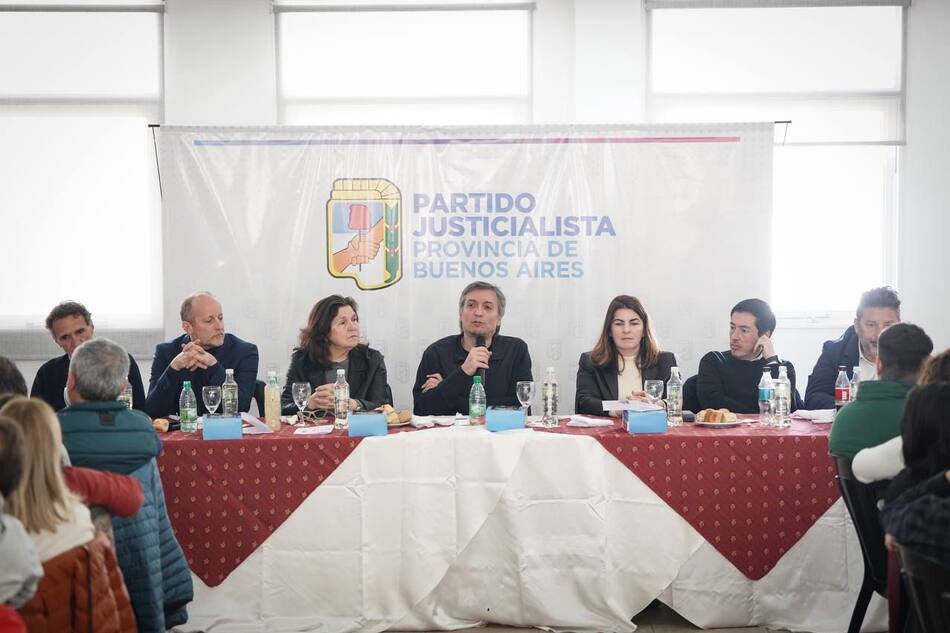Máximo Kirchner encabezó la reunión Consejo partidario en La Plata. Foto: prensa