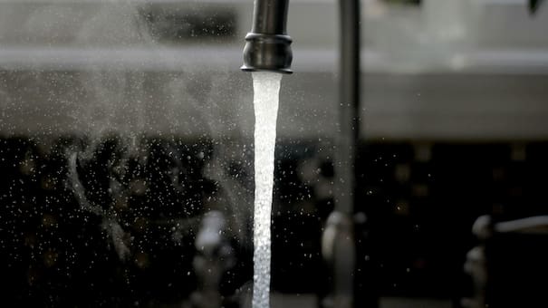 Alerta por contaminación: recomiendan no beber el agua de varias localidades de Buenos Aires por altos niveles de arsénico