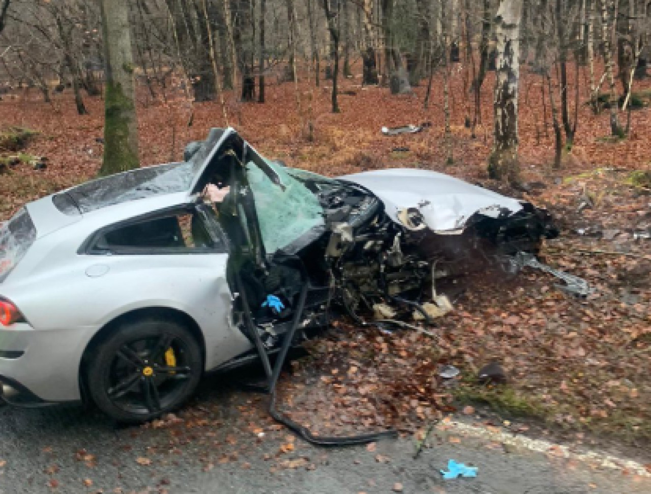 Así quedó el auto del futbolista de la Premier League. Foto: X.
