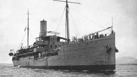 El barco era un transporte militar brasiler. Foto: O Globo.