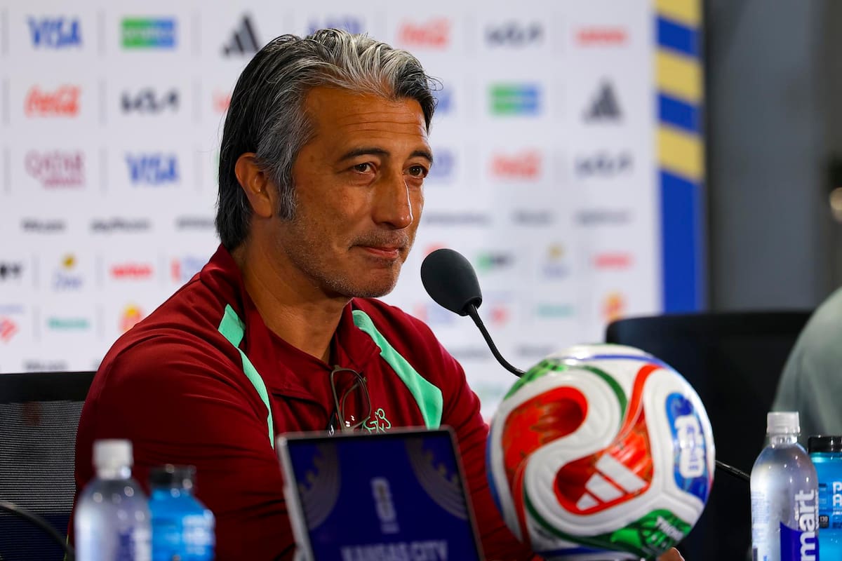 Conferencia de prensa de Murat Yakin, técnico de Suiza.