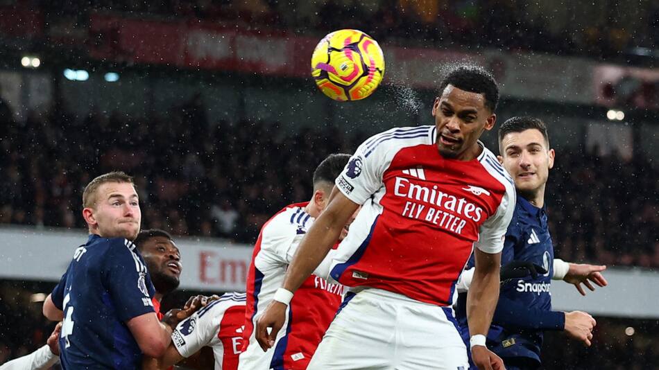 La pelota parada del Arsenal. Foto: Reuters.