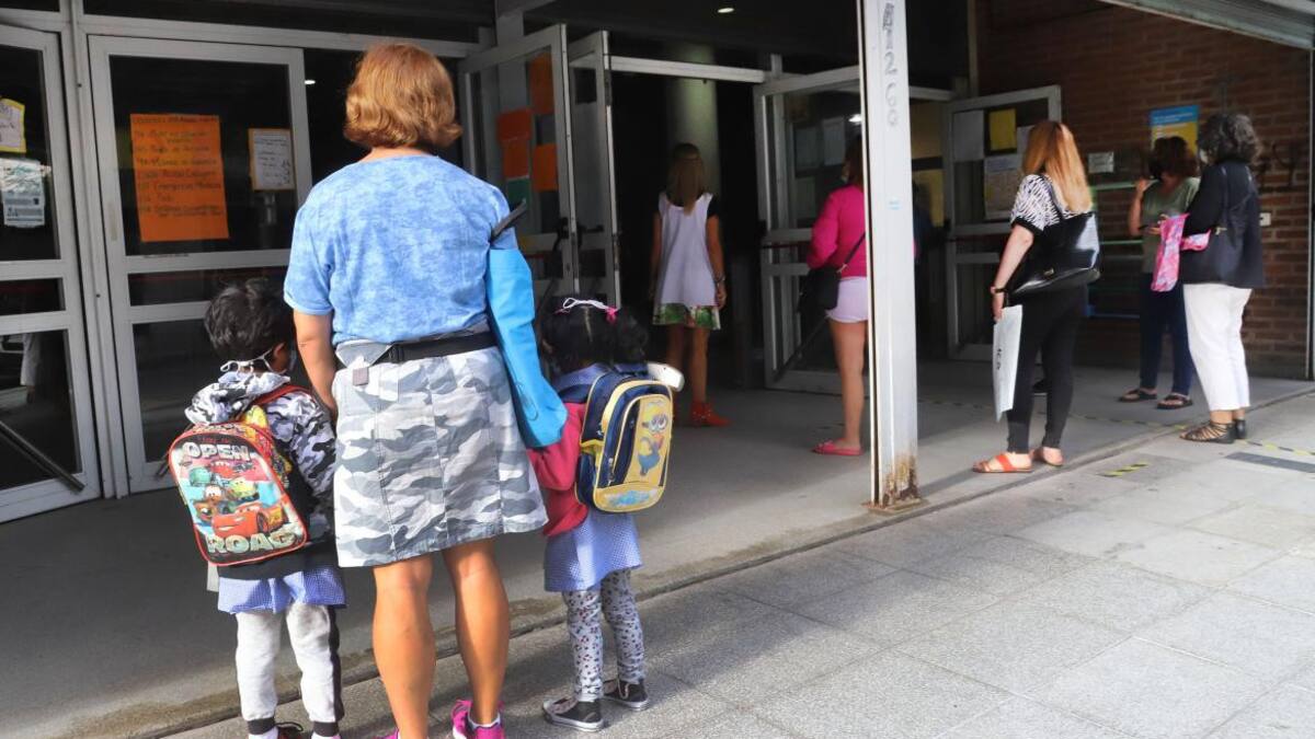 Clases presenciales en pandemia, Agencia NA