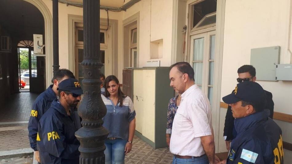 Intendentes K corruptos en Corrientes - Jorge Corona y su pareja Angelina Lesieux