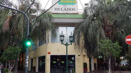 Heladería Monte Olivia en Villa Devoto