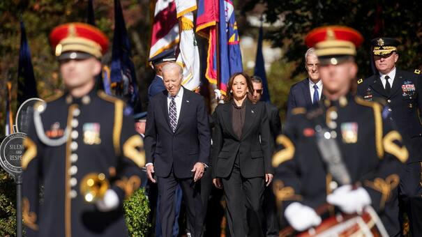 Joe Biden y Kamala Harris reaparecieron en público por primera vez después de la derrota en las elecciones presidenciales