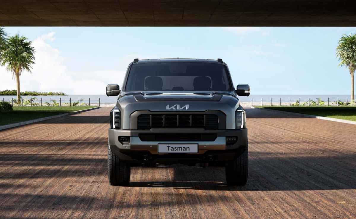 Kia Tasman.