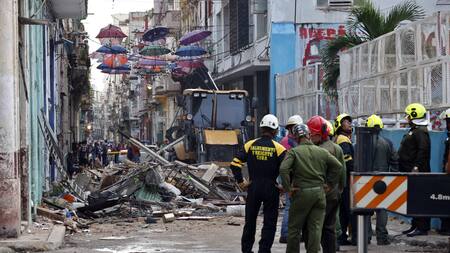 Derrumbe en una edificio de La Habana. Foto: EFE.
