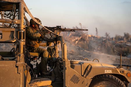 Soldados israelíes en la Franja de Gaza; guerra Israel-Hamás: Foto: X @idfonline