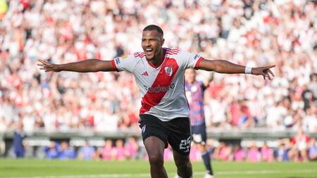 Salomón Rondón; River Plate vs. Talleres de Córdoba. Foto: NA.