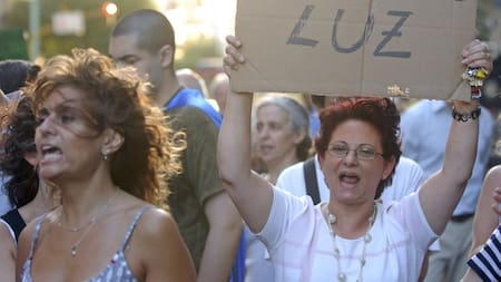 Reclamos por falta de luz. Foto: NA.