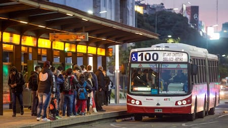 Colectivos. Foto: NA.