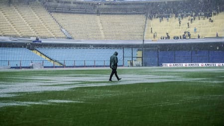 Suspensión de partido por lluvias. Foto: Archivo NA