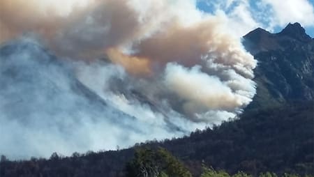 Incendio en el Parque Nacional Los Alerces (Prensa)