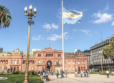 Avenida de Mayo, Plaza de Mayo, turismo, Buenos Aires