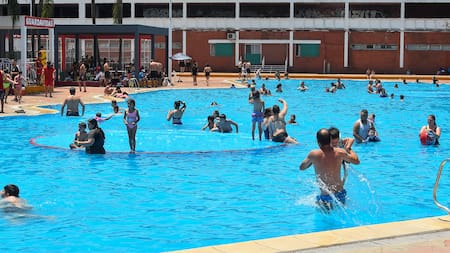 Cambios en las piletas públicas de CABA: los nuevos horarios que todos deben conocer para poder refrescarse este verano 2026
