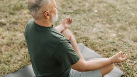 Actividad física en adultos mayores. Foto: Pexels.
