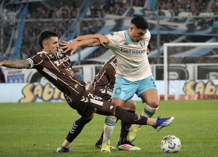 Racing vs Platense, Torneo Apertura. Foto: NA / Claudio Fanchi