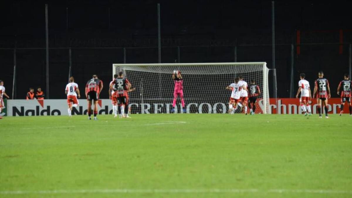 Patronato vs Deportivo Morón, Copa Argentina. Foto: NA.