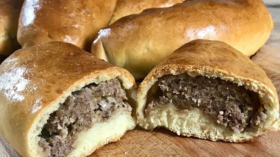 Pirozhki, empanadas ucranianas. Foto: YouTube