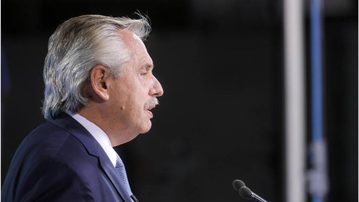 Alberto Fernández, AGENCIA NA