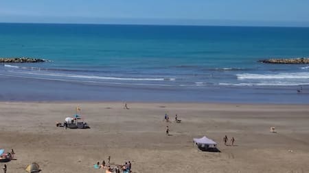 Mar del Plata, lejos de la multitud: tres playas tranquilas y llenas de encanto para descansar de verdad