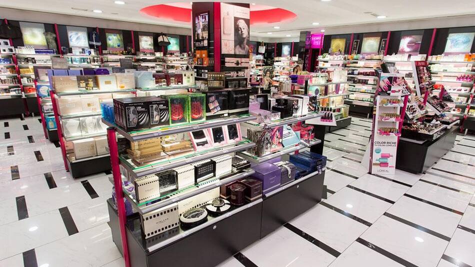 Perfumería - productos femeninos y masculinos
