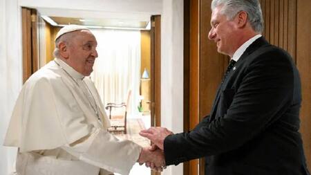 Papa Francisco y Miguel Díaz Canel. Foto: ACIPrensa.